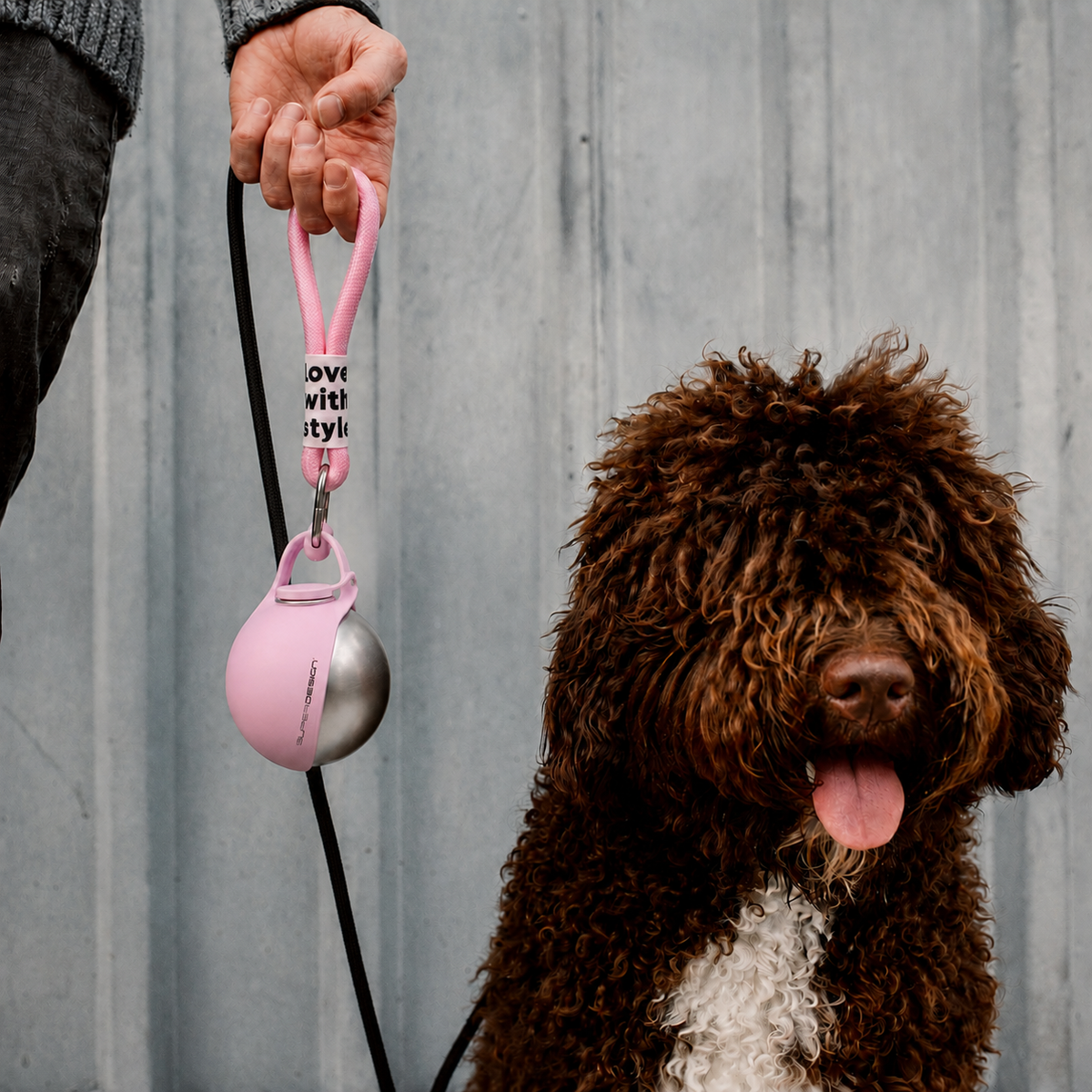 Stainless steel keeps water fresh on every walk.