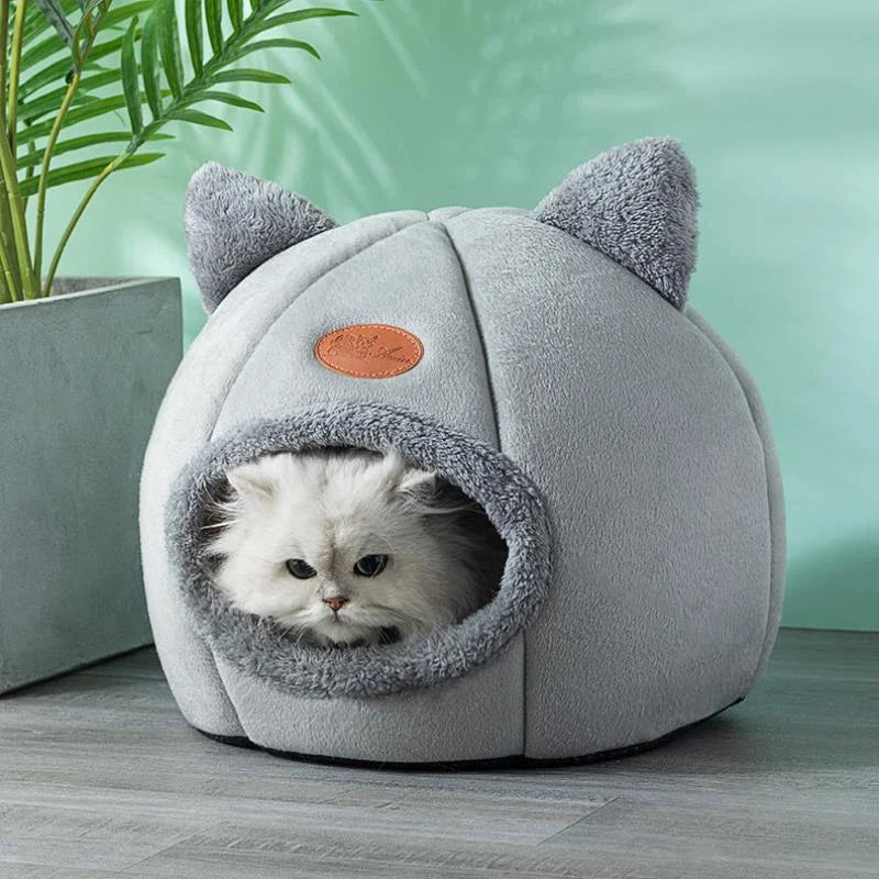 Cosy Cave Bed